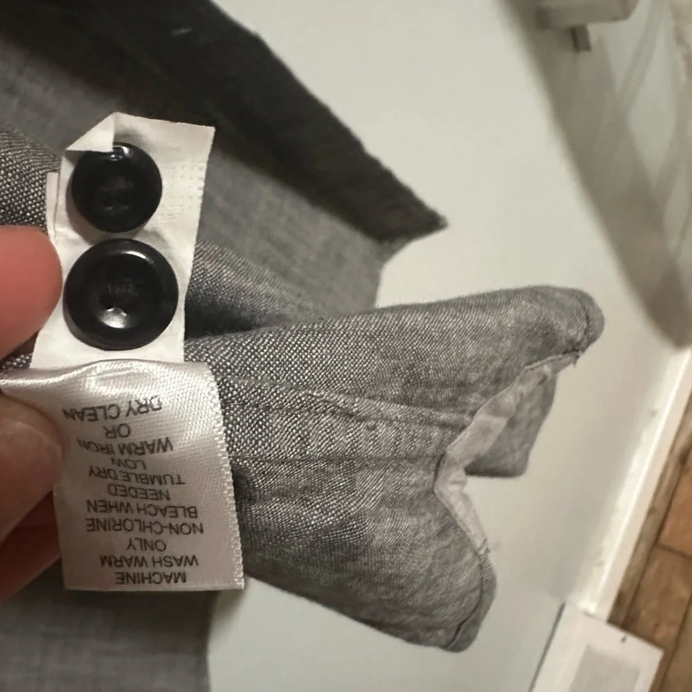 Banana Republic Mens Grey Shirt,Double Pocket Chambray, Size (L)